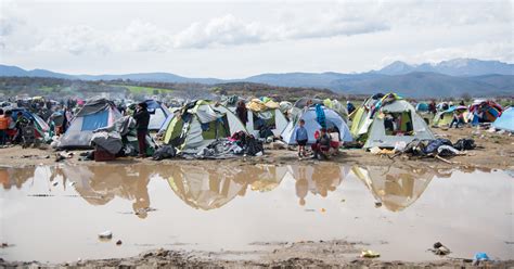 Trapped In The Eus New Refugee Camp Greece Amnesty International Uk