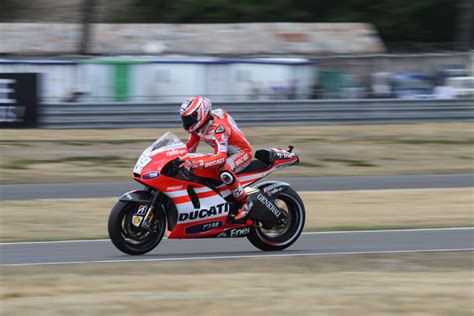 If you want to know more, adipiscing elit. Photos du Grand Prix de France Moto 2011