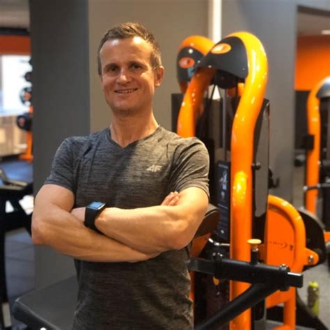 Découvrez les salles de sport basic fit à luxembourg et comparez les activités proposées. Basic-Fit Gym Basic-Fit Luxembourg Sandweiler