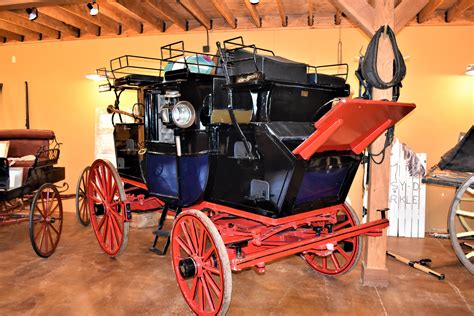1850s Road Coach Horse Drawn Wagon Horse Drawn Wagons