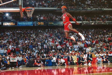 Michael Jordan 1988 Dunk Contest 30th Anniversary Sneaker Bar Detroit