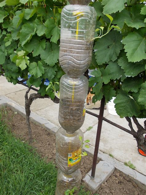 For the hydroponic bottles, just make sure that the water levels are even. Hanging Bottle Vertical Garden - Instructables