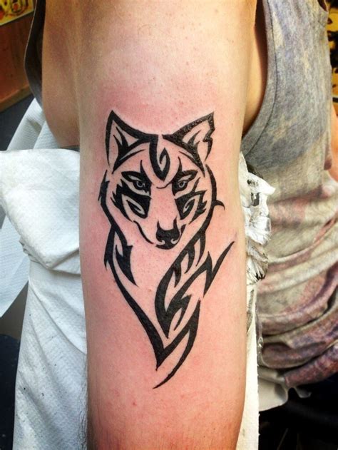 Wolf Tattoo On Pinterest Simple Wolf Tattoo Small