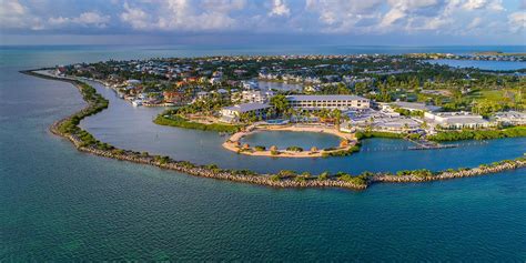 Specializing in upscale waterfront homes and elite properties, florida keys luxury vacation rentals is proud to offer one of the largest and most diverse selections of prestigious. Florida Keys Vacation Packages |Travel Deals 2020 | Package & Save up to $583 | TravelHotelTours