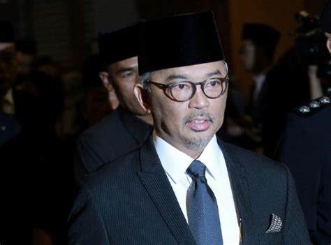 المرحوم سلطان حاج أحمد شاه المستعين بالله إبن المرحوم سلطان أبو. Tengku Abdullah becomes the 6th Sultan of Pahang ...