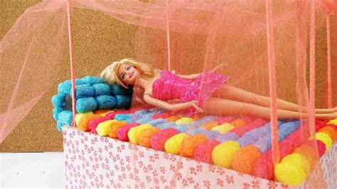 Barbiehaus aus holz selber bauen. Barbie Bett Basteln Diy Himmelbett Selber Machen Youtube ...