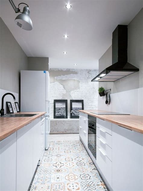 La cocina es una de las zonas donde pasamos más tiempo, y por ello, debería transmitir algo que conseguirás con lo último en revestimientos para suelos y paredes: Un piso urbanita decorado con estilo nórdico | Cocinas ...