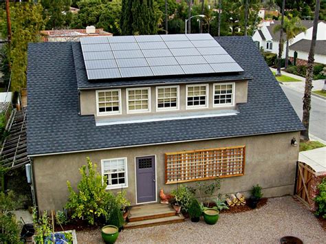 Solar Shingles Get Solar Power Without Changing Your Roof Line Hgtv