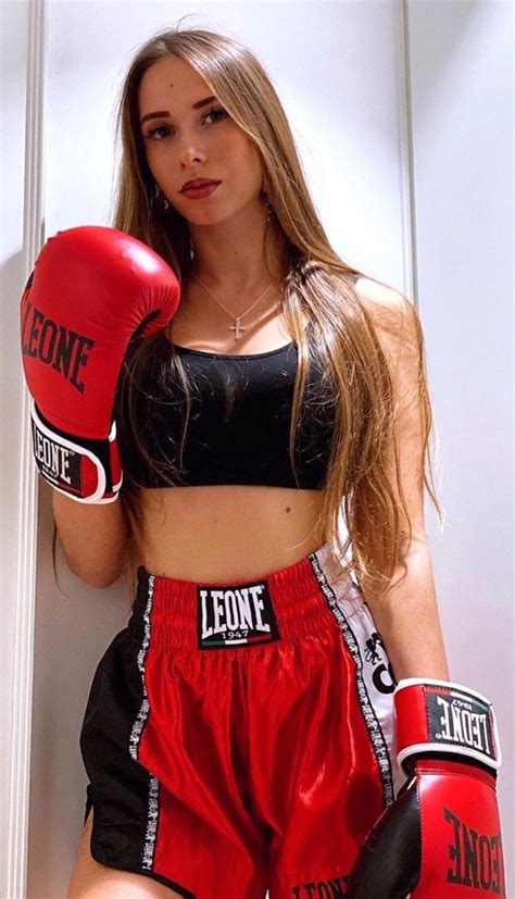 Pin By Dimirije Jovanovic On Js33543 Women Boxing Beautiful Athletes