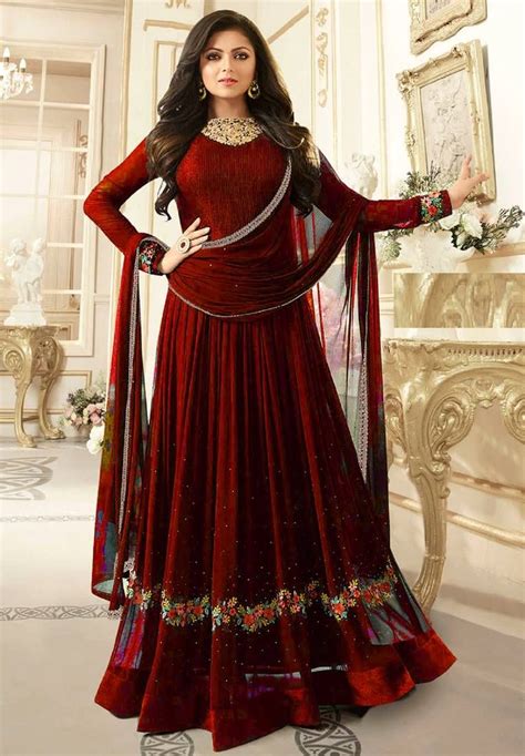 Indian Gowns Dresses Indian Fashion Dresses Pakistani Dresses Indian Outfits Pakistani