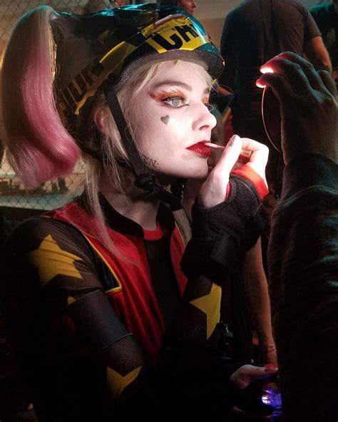 Birds Of Prey 2020 Behind The Scenes Still Margot Robbie As Harley