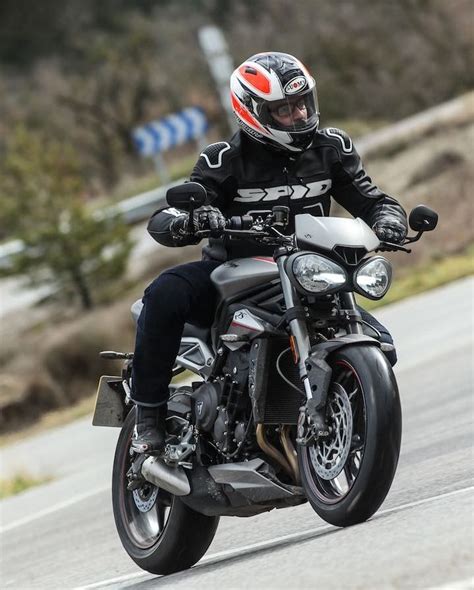 A major boost in performance came in 2017 that really pumped the sporting credentials of the street triple much higher than we had seen before, and pitched the model to a higher end market than previous generation street triple models. 2017 Triumph Street Triple RS First Ride Test | 14 Fast ...