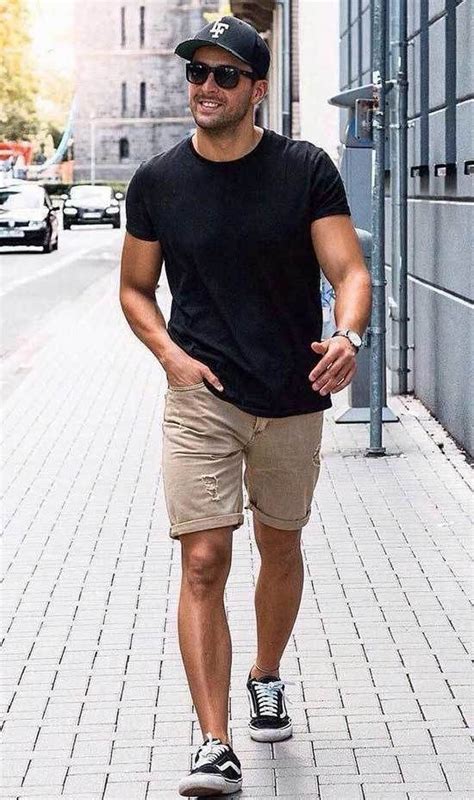 Summer Style Men With A Black T Shirt And Khaki Shorts Mens Casual