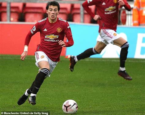 Www.fctables.com facundo pellistri rebollo is a uruguayan professional footballer who plays as a winger for premier league club manchester united. Man United winger Facundo Pellistri 'set to join Alaves on ...