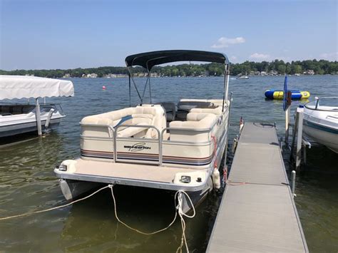 1999 Bennington 20 Ft Pontoon Boat For Sale In Angola In Offerup