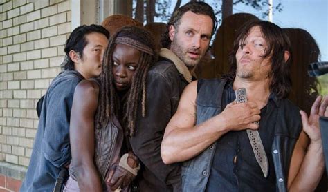 The Walking Dead Season 8 Release Date News Trailers And More