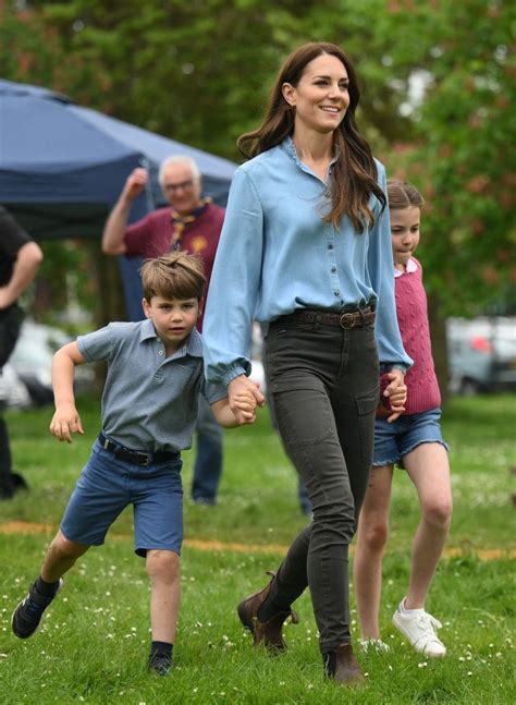 Kate Middleton Goes Casual For Big Help Out Following Coronation