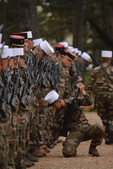 Pin By Helgi Martin On French Foreign Legion French Foreign Legion