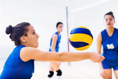Basic Techniques And Moves To Master Your Volleyball Skills