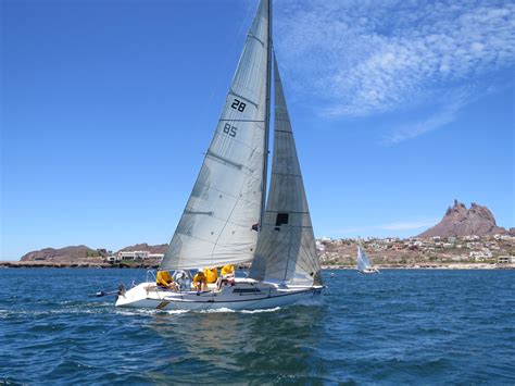 Locals find fun in the Tucson Sailing Club | Lovin' Life After 50