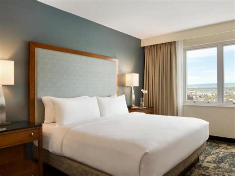 Embassy Suites Hotel Denver Downtown Convention Center Hotel In Denver Co Easy Online Booking