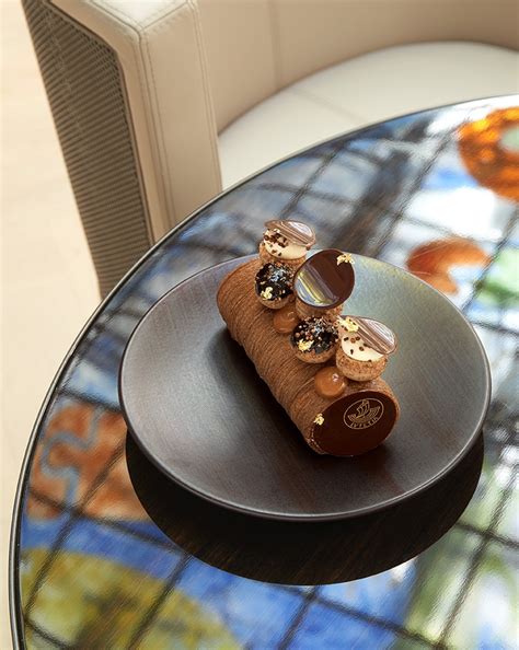 Para outros usos, ver lutetia (disambiguation). Benjamin Brial, Chef exécutif du Lutetia - Les arts de la ...