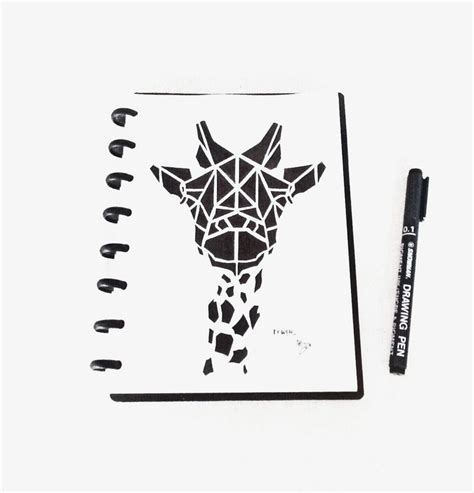 Giraffe Geometric 😁😁