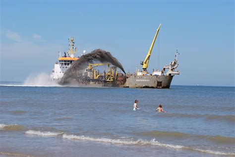 Erleben sie die faszinierende dünenlandschaft und die breiten strände der nordseeküste. In Holland am Meer | Kurioses | Galerie | MacTechNews.de