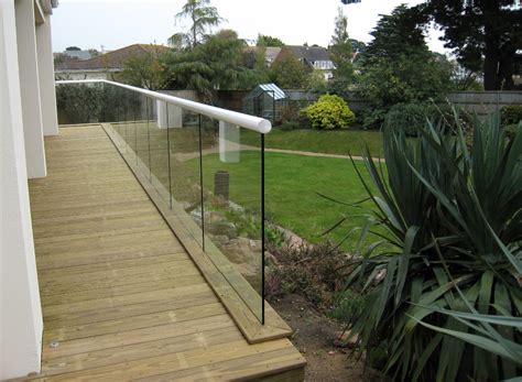 Another innovation was a manufacturing process that allowed them to create custom curves to glass balustrading. Custom Glass Balustrade | Glass Banisters | Glass Balustrades