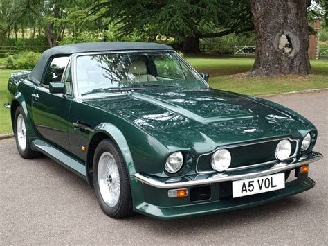 1980 Aston Martin Vantage - Information and photos - MOMENTcar