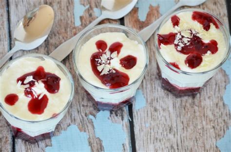 My chocolate cherry mousse cake is made with delicate chocolate sponge cake, extra rich and fluffy chocolate mousse filling, loads of fresh cherries and cherry liqueur! White Chocolate Cherry Mousse - Eclectic Momsense