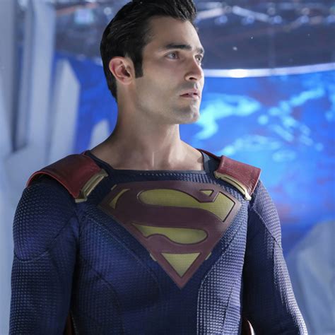 Superman Lois Reveals First Photo Of Tyler Hoechlins New 49 Off