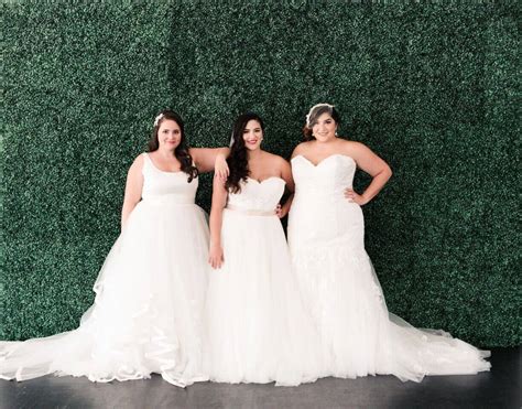5 styles of plus size wedding dresses that offers you a slim look live enhanced