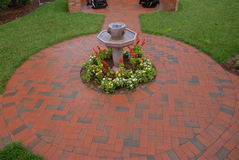 Courtyard Walkway With Fountain Pine Hall Brick Paver Walkway Brick