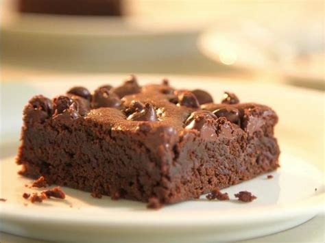In a large bowl using an electric mixer, cream together the butter, cocoa powder and sugar. Chocolate Dream Brownies with Marshmallow Creme Recipe ...