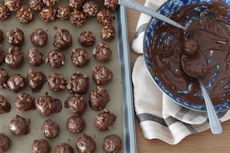 Chocolate Krispies Hazelnut Balls Domesticadventurer