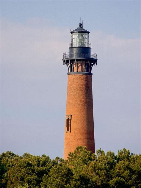 3 Historic Outer Banks Lighthouses You Can Climb And Conquer