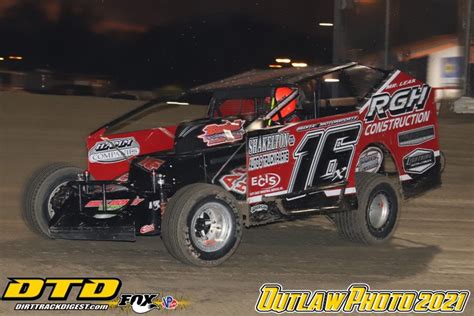 Short Track Super Series Opens ‘sunshine Swing With 46 Modifieds And 36