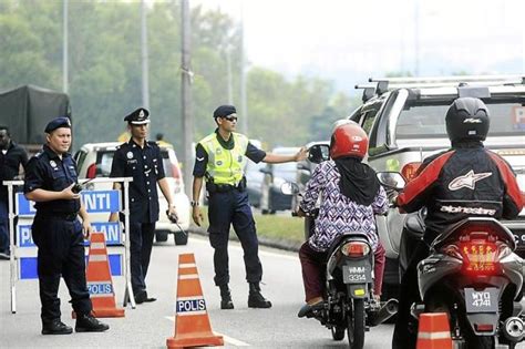 So the penalty amount considering tax expired on 9th december would not be much higher insurance has expired. PDRM Traffic Offence Summons Rates - BikesRepublic