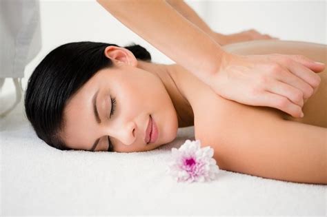 Deep Tissue Massage Overview Benefits Results Massage And Wax Clinic Hollywood Florida