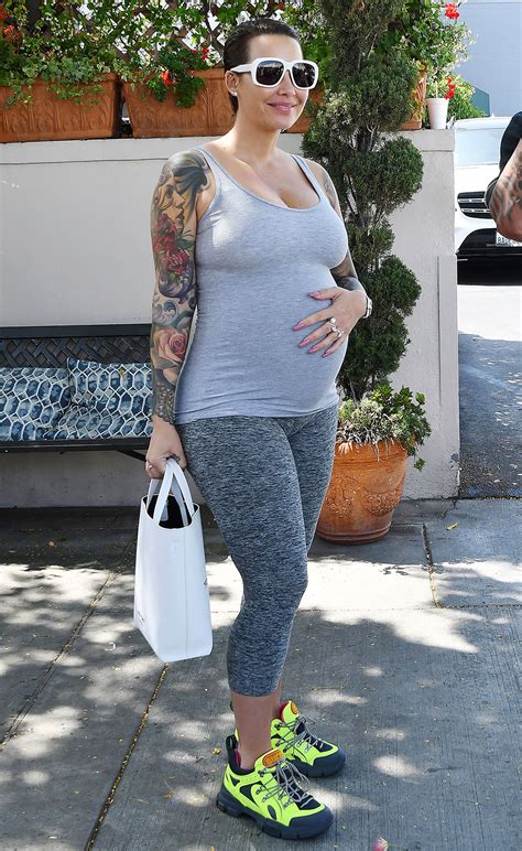 Miranda Cosgrove Pregnant