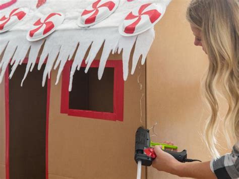 Diy Cardboard Gingerbread Playhouse For Christmas Hgtv