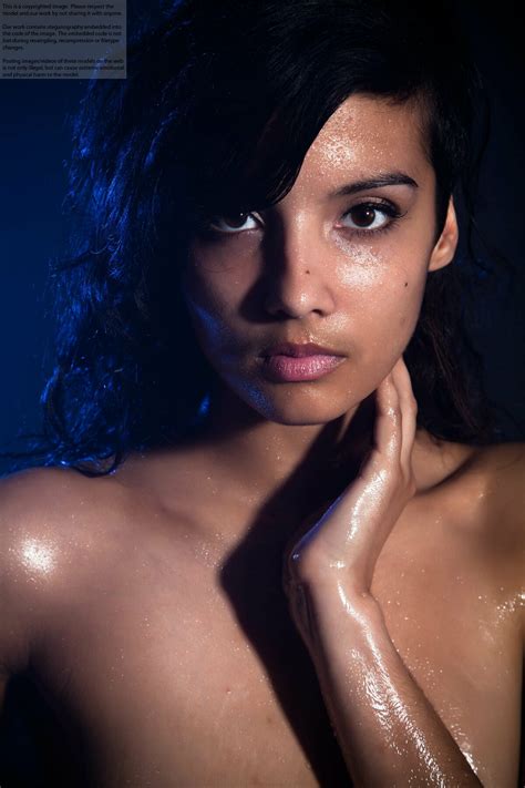 Indian Babe Shanaya Nude Oiled Posing Curvy Erotic