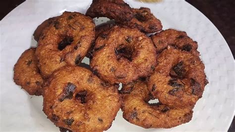Garelu Recipe In Telugu Pesara Garelu In Telugu Pesara Vada In