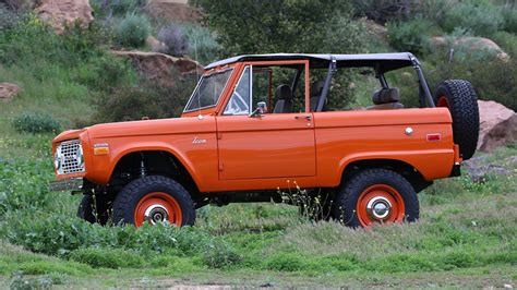 Beautiful Icon Bronco Restomod Sold For A Great Cause Ford Trucks