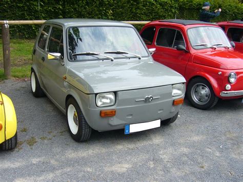 1 puch emblem engine hood anodised 5 spring rings 1. Steyr Puch 126. 1973 - 1975. Die Karosserie dieses ...