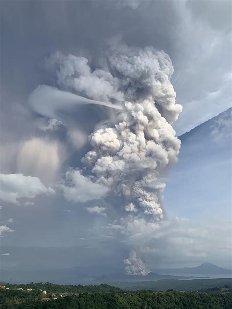 In Photos Taal Volcano Eruption Inquirer News