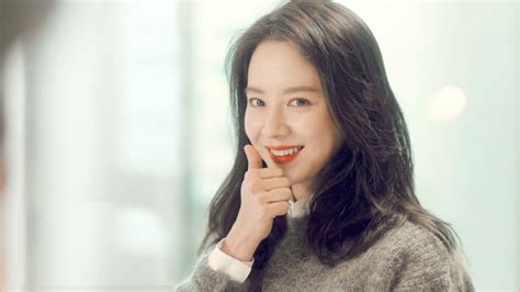 She's only a guest on episode 2 of the variety show but since she showed great chemistry with the cast, she got invited a she's also the lead in the 2020 film titled intruder. Song Ji Hyo's Middle School ID Shows Off Her Gorgeous ...