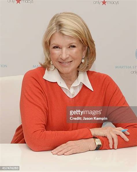 Martha Stewarts Cakes Photos And Premium High Res Pictures Getty Images