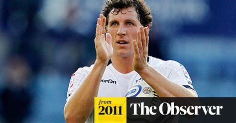 Millwalls Darius Henderson Sees Off Leicester And Angers Eriksson